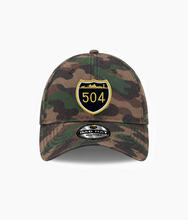 Load image into Gallery viewer, "H🏀ME TE🏈M" DAD HAT
