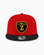 Load image into Gallery viewer, "Z" CROWN RED &amp; BLACK
