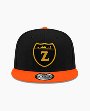 Load image into Gallery viewer, "Z" CROWN BLACK &amp; ORANGE
