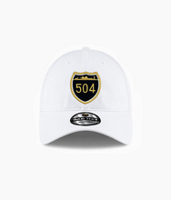 Load image into Gallery viewer, "H🏀ME TE🏈M" DAD HAT
